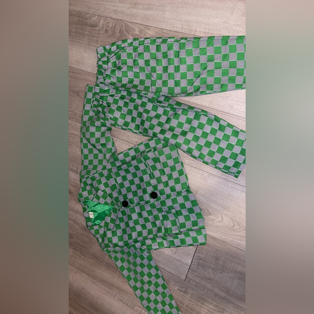 Kids suit